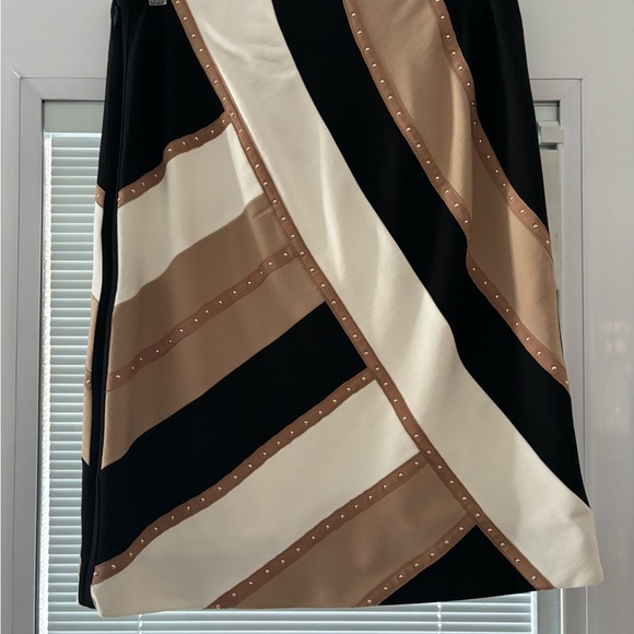 WHBM Multi colour pencil skirt - Picture 2 of 6